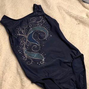 Arisbeth’s leotard